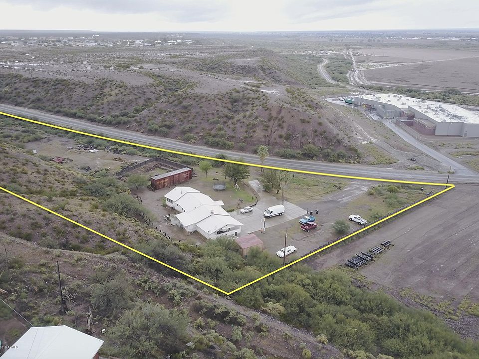 2nd image of 1890 E Airport Rd