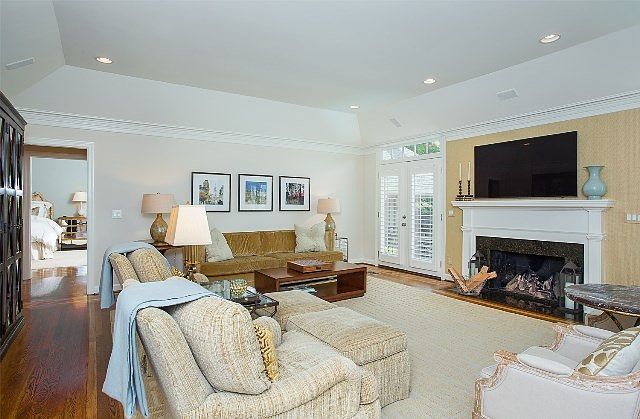 2nd image of 721 Vail Ct