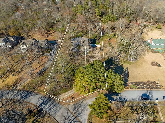 3rd image of 1148 E Rodgers Dr