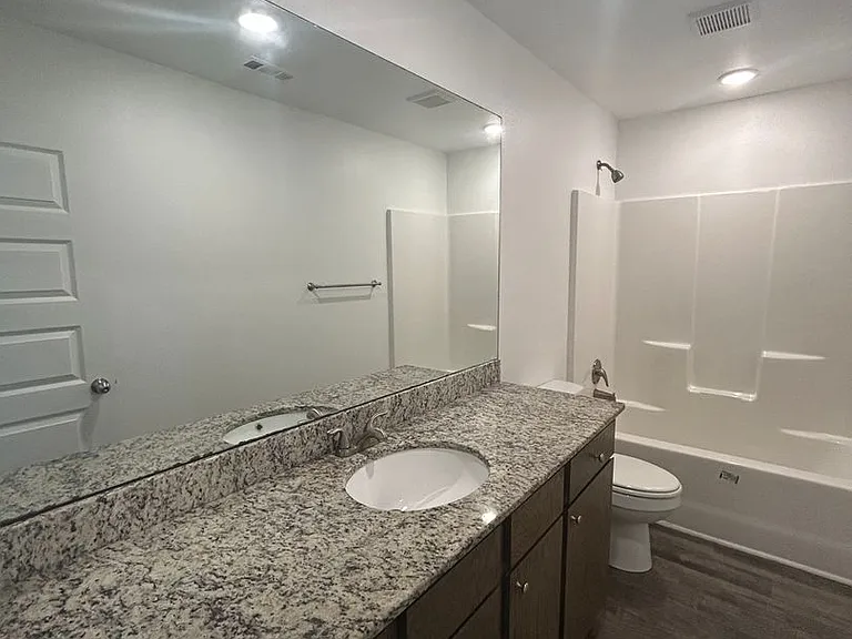 644 Hidden Springs Dr — Photo 9