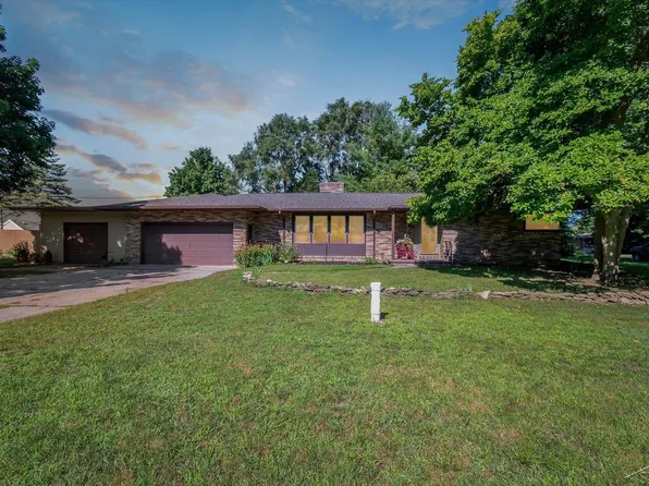 422 Norbert Ln, Hemlock, MI 48626