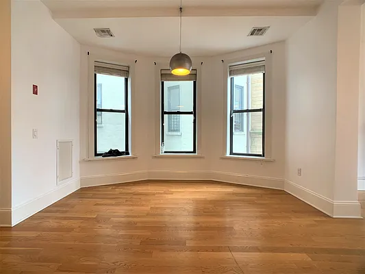 Sold by Cavanagh Properties LLC | media 5