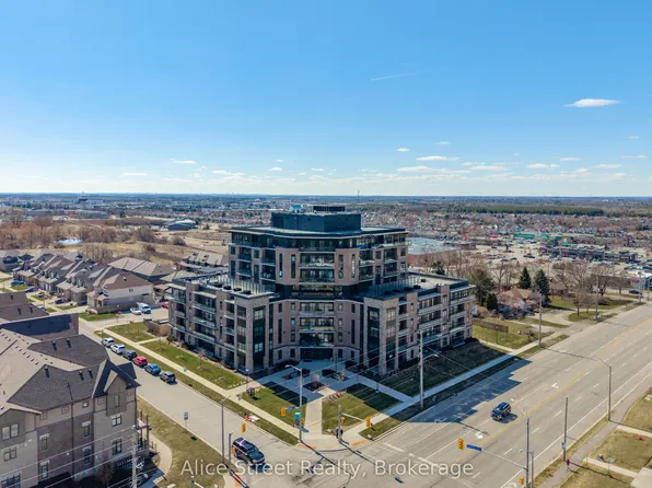 332 Gosling Gdns #202, Guelph, ON N1L 0M1