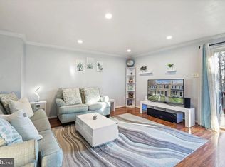 1913 Pohick Creek Ct, Woodbridge, VA 22192