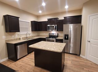 818 Staten Dr, Murfreesboro, TN 37128