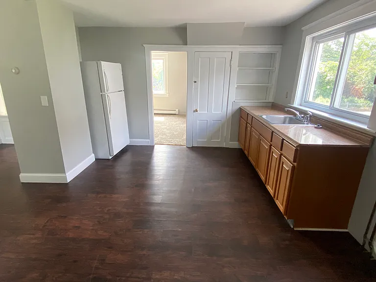 243 Roosevelt Dr #1 — Photo 2