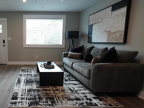 2nd image of 2115 College St #2115