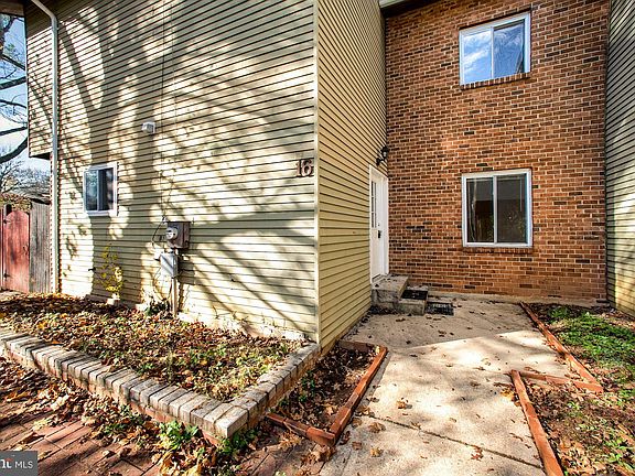 2nd image of 16 Benji Ct #137