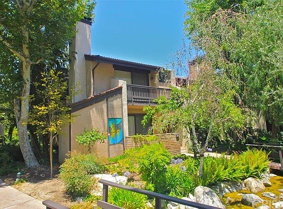 2nd image of 21821 Burbank Blvd Unit 137