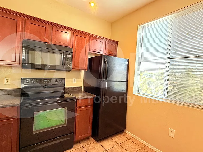 3302 N 7th St #354 — Photo 7