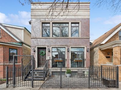 2120 W Homer St, Chicago, IL, 60647