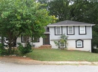 930 Queen Elizabeth Way, Morrow, GA 30260