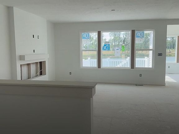 4th image of 10861 Verdant Dr