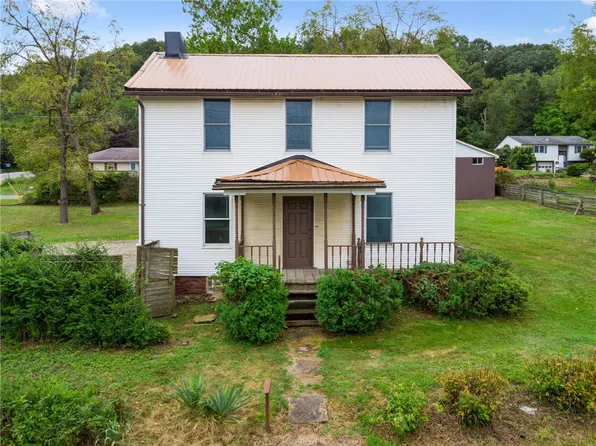 3875 Daniels Ln, Murrysville, PA 15668