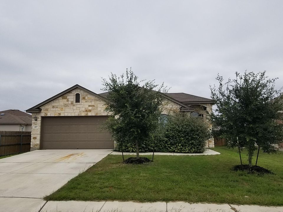 1st image of 207 Losoya Dr