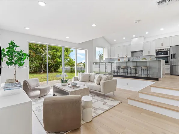 9840 Stover Way, Wellington, FL 33414