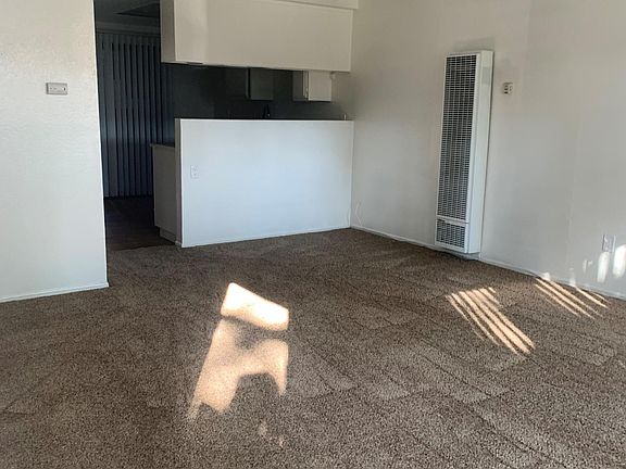 3rd image of 210 Cypress Ave APT B