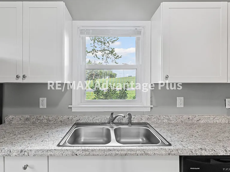 200 Gross St — Photo 12