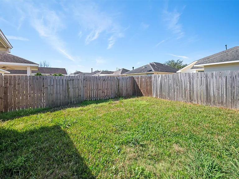 7414 Sabinal Creek Dr — Photo 7