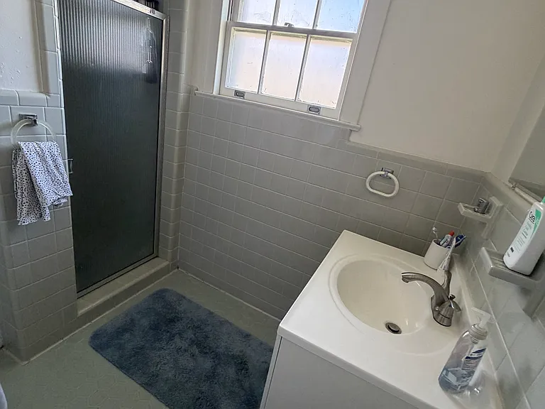 511 Topaz St — Photo 14