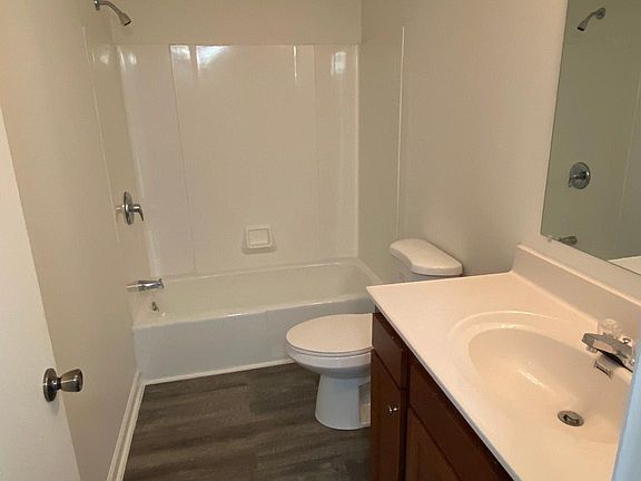 2nd image of 1717 Estes St APT A7