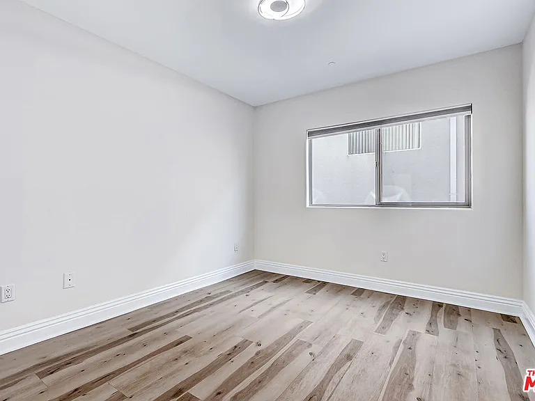 1520 S Shenandoah St #304 — Photo 23