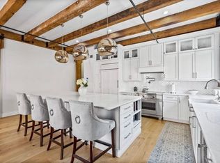 33 Sleeper St APT 301, Boston, MA 02210