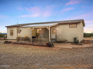 75 Starview Rd, Las Cruces, NM 88012