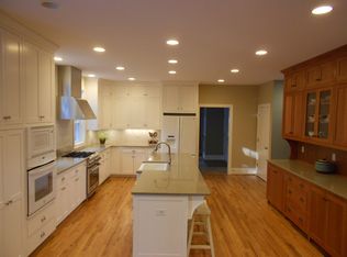 38 Beacon Hill Dr, Mansfield, CT 06268