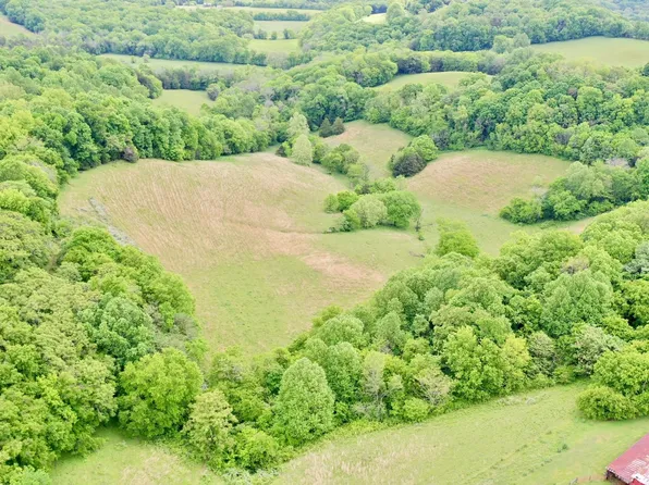 70 S Crystal Ridge Rd, Mulberry, TN 37359