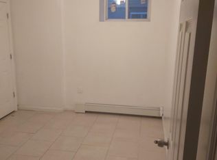 814 Pine St #BASEMENT, Brooklyn, NY 11208