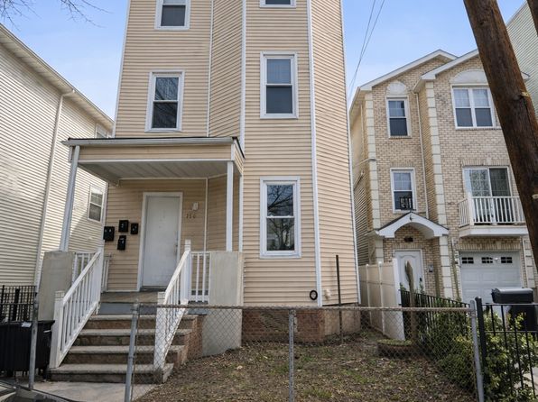 750 Bergen St Floor 1