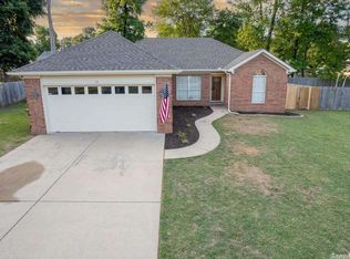 39 Robin Ln, Cabot, AR 72023