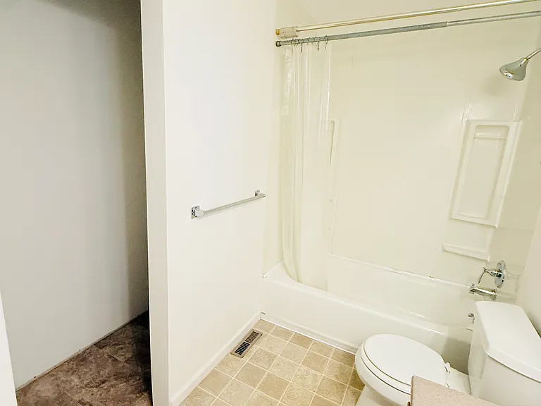 2904 Stork Ct — Photo 21