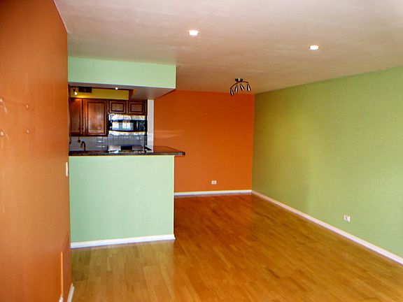 5th image of 5300 Carriageway Dr APT 311
