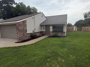3320 W Olive St, Rogers, AR 72756