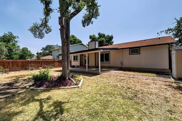 11428 Bristle Oak Trl — Photo 26