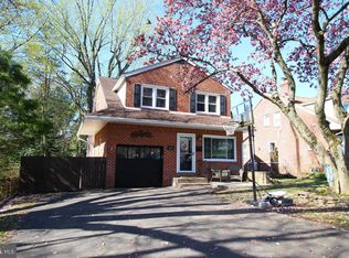 2112 Woodland Rd, Abington, PA 19001