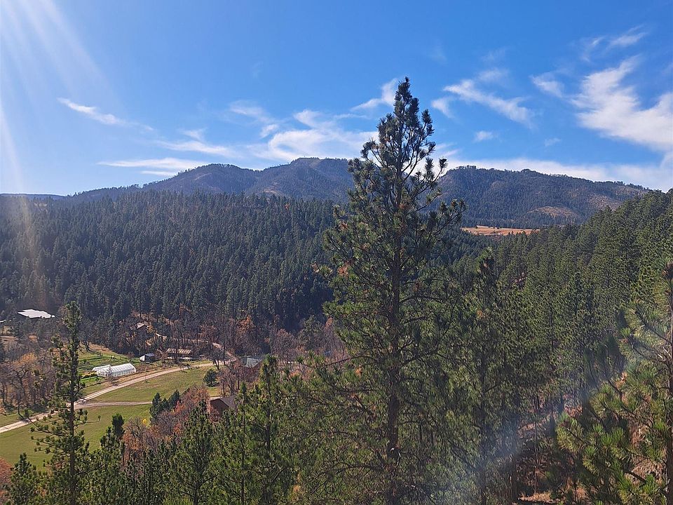 2nd image of 20043 Higgins Gulch Rd