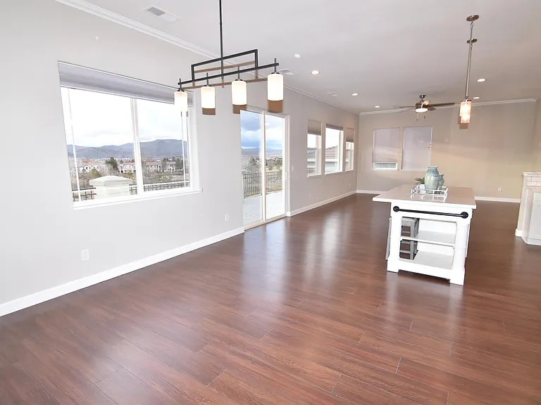 6141 Solstice Dr — Photo 11