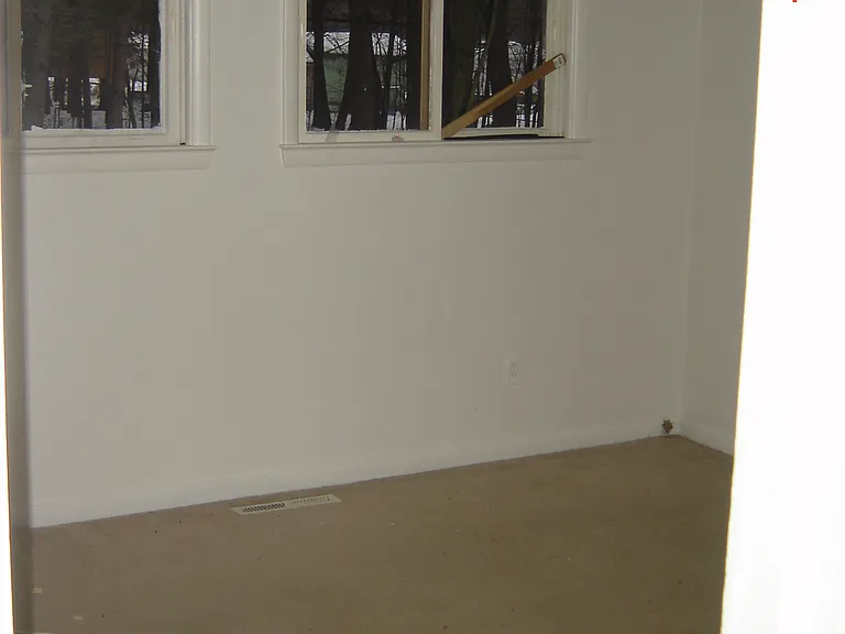 1952 N Hope Rd — Photo 15