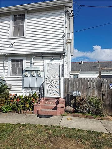 1st image of 2229 Onzaga St