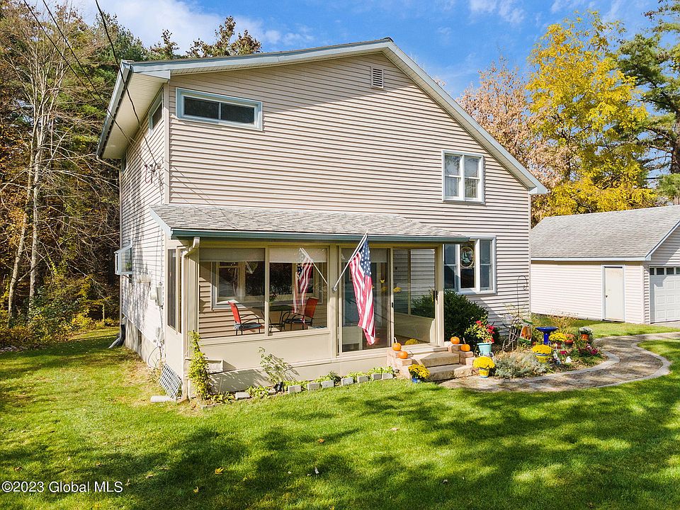 1142 Ballston Lake Road Ballston Lake NY 12019 Zillow   D4504e99f0bec21abcbfe7e4bf366420 Cc Ft 960 