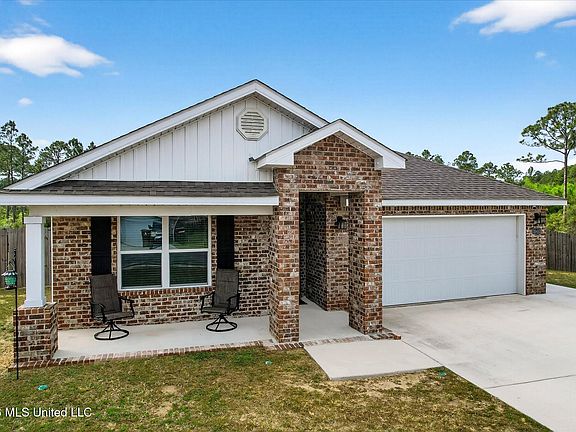 5th image of 18433 Elkwood Dr