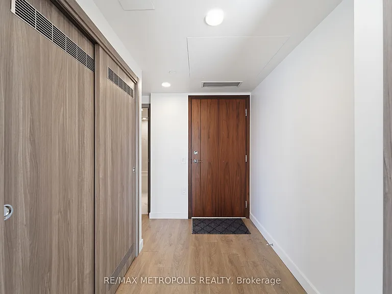 38 Widmer St #2711 — Photo 2