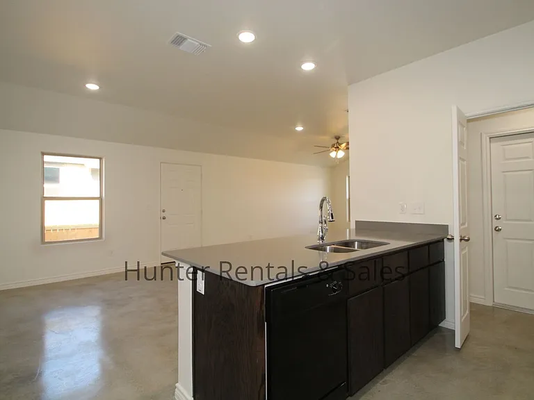 1810A Ponca Trce — Photo 9