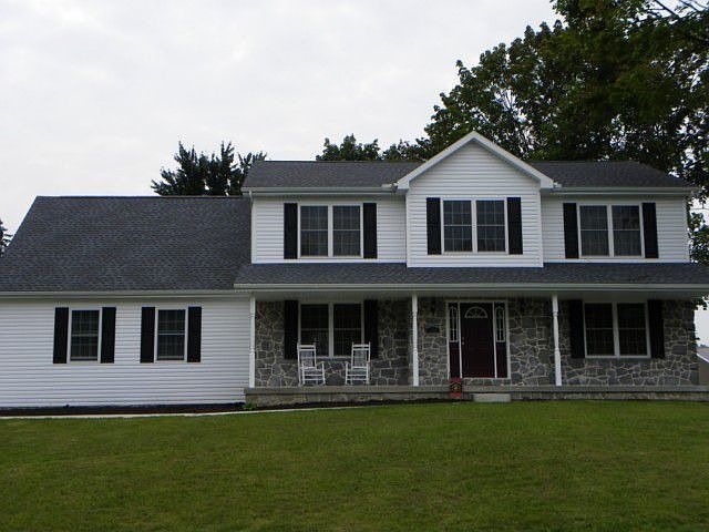2,896 sq.ft. ONLY 4 Months Old!