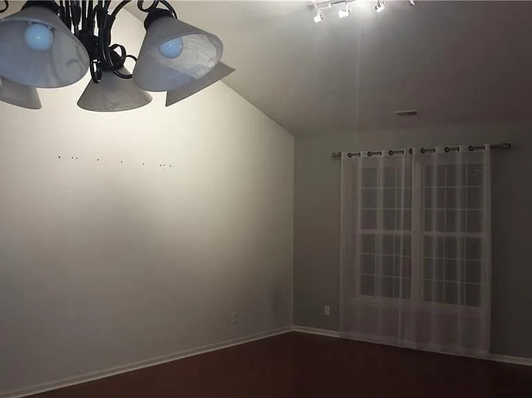 2088 Arcadia Dr — Photo 21