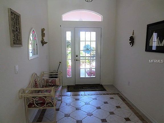 3rd image of 119 Jennifer Dr