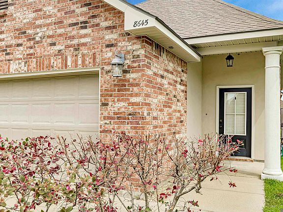 2nd image of 8645 Abertay Ave